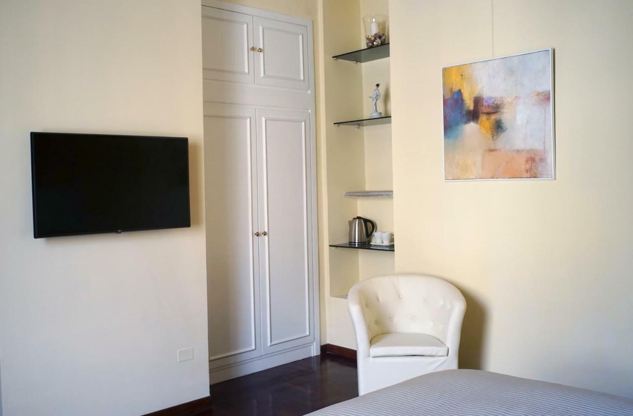 Calabritto Suite Naples Extérieur photo