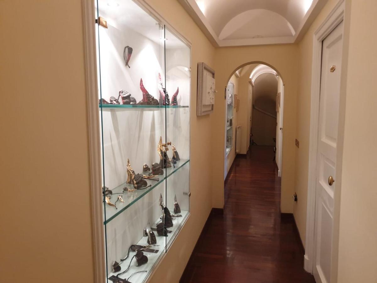 Calabritto Suite Naples Extérieur photo